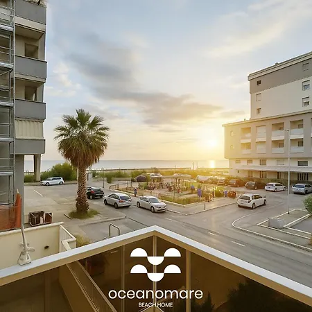 Апартаменты Oceanomare Sea View *